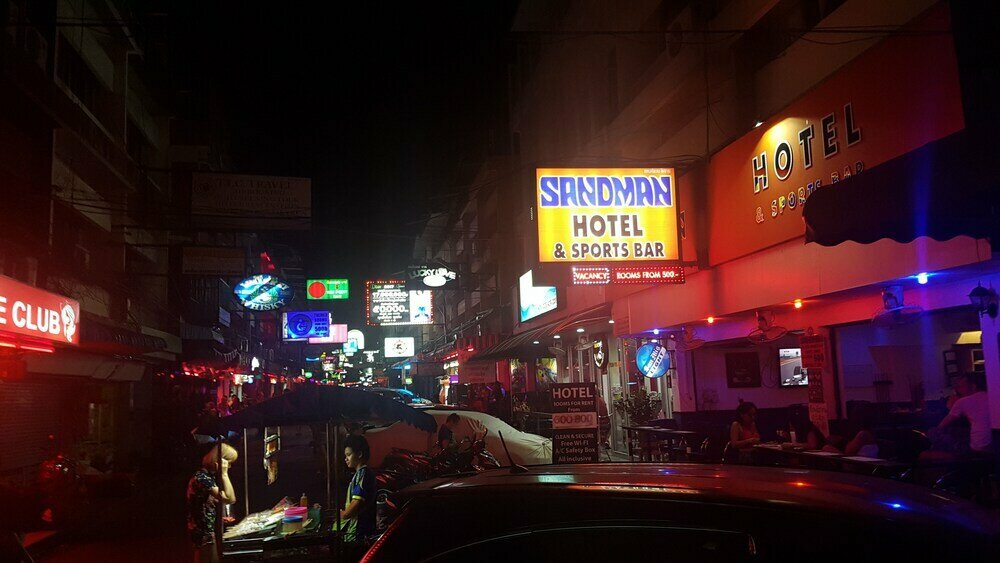 Hotel Sandman hotel and Sports bar, Pattaya, photo