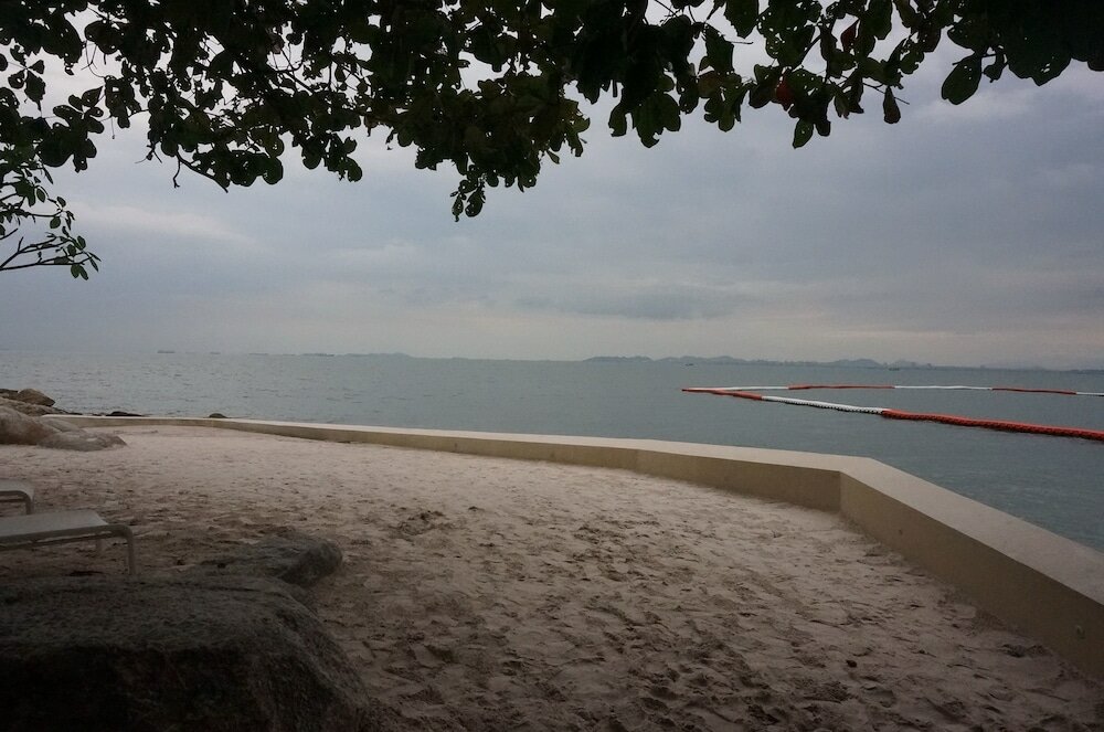 Фото Beachfront Sea View Baan Plai Haad