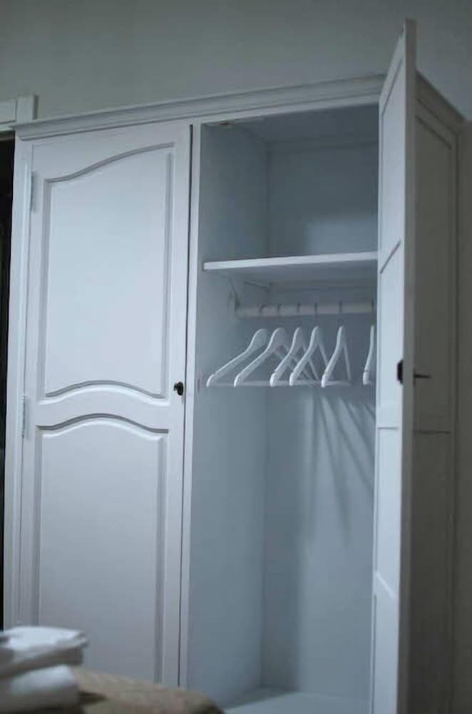 Фото Lady B bed & breakfast