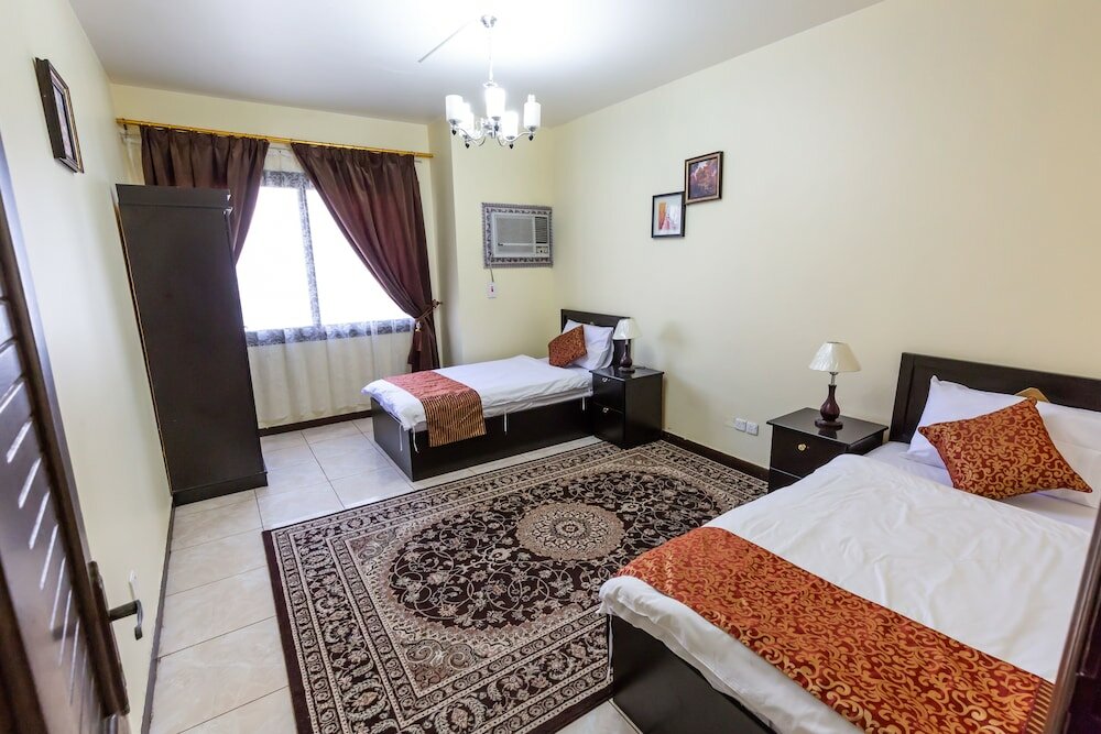Фото Al Eairy Furnished Apartments Jeddah 2