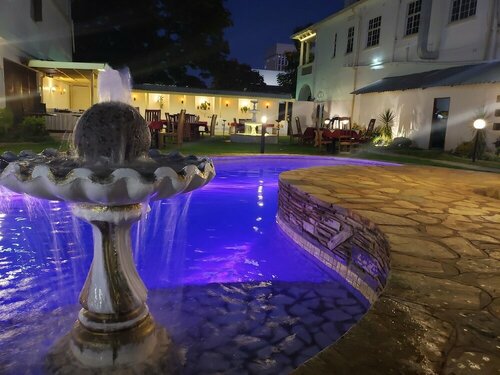 Гостиница Selborne Hotel в Булавайо