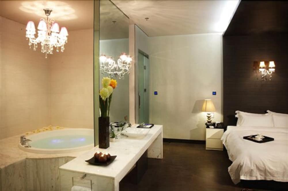 Фото Qingdao Hengbo Hotel