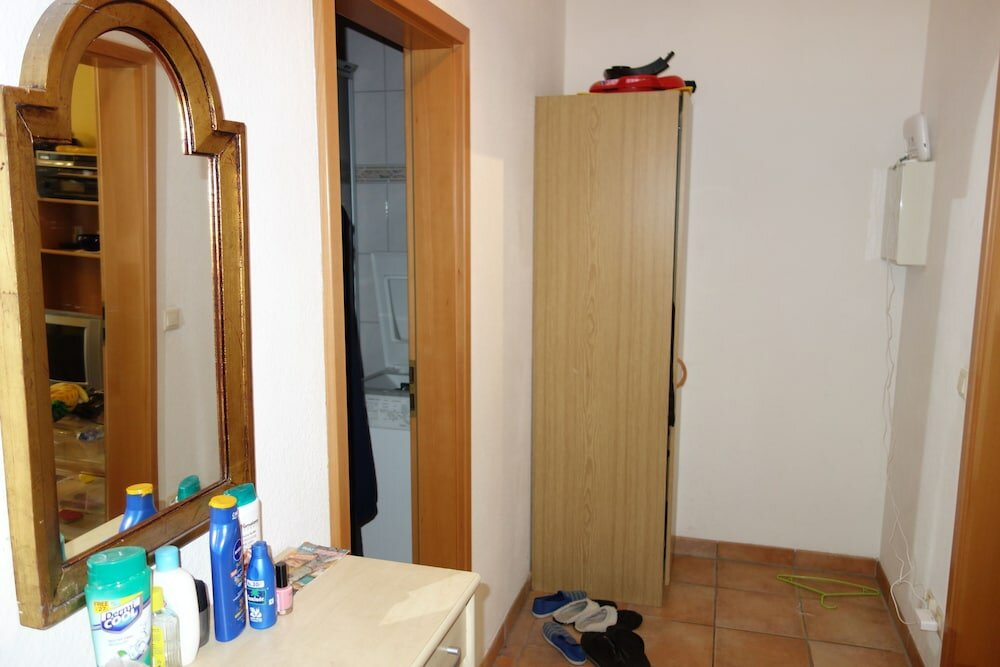 Фото Tolstov-Hotels Big 2 Room Roßstrasse Apartment