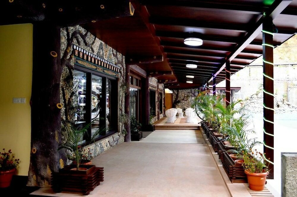 Фото Tashi Namgay Grand