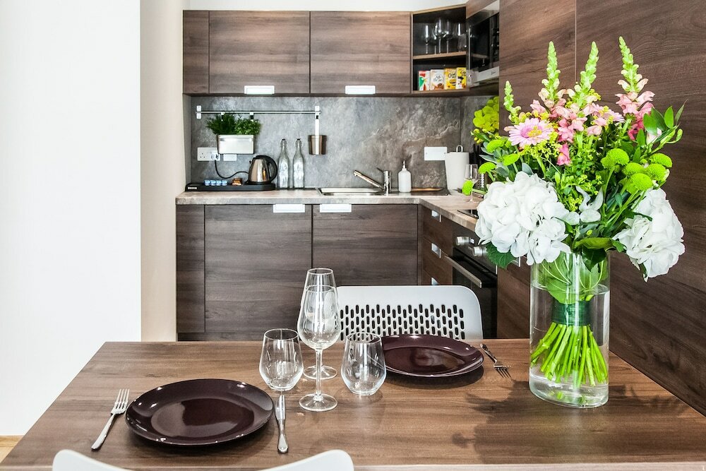 Фото Hampton Suites Serviced Apartments