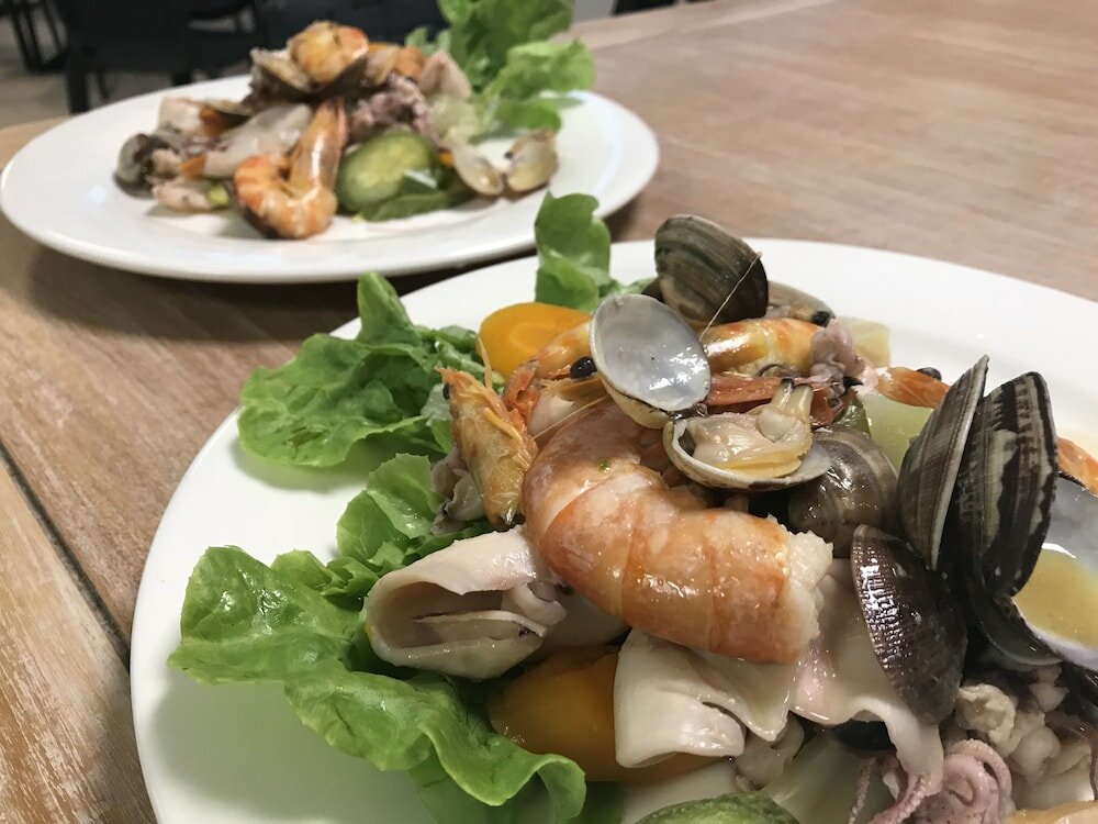 Фото Petit Hotel