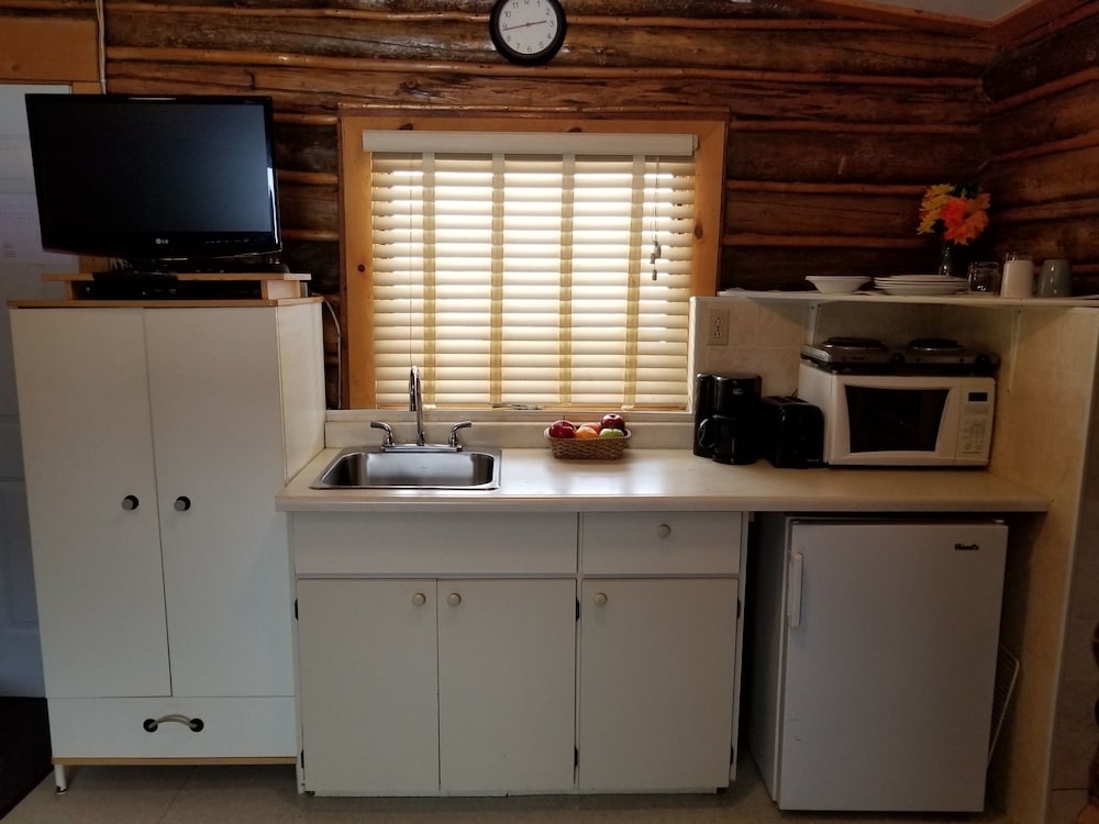 Фото Christina Lake Lodge