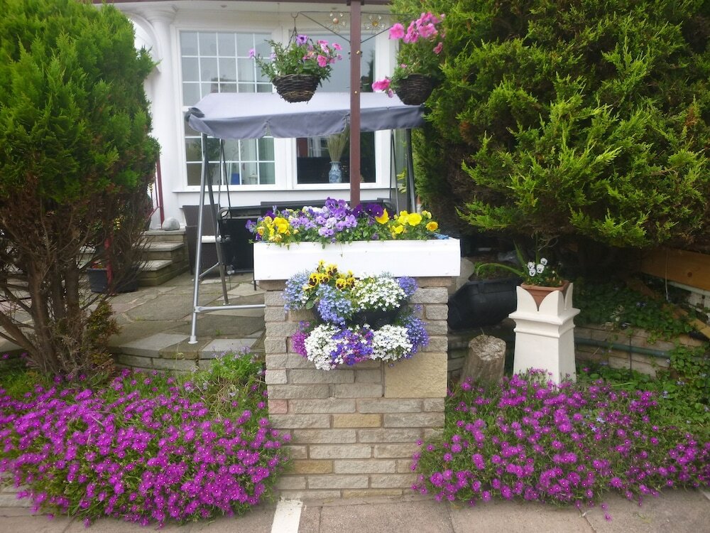 Фото The Warwick Southport