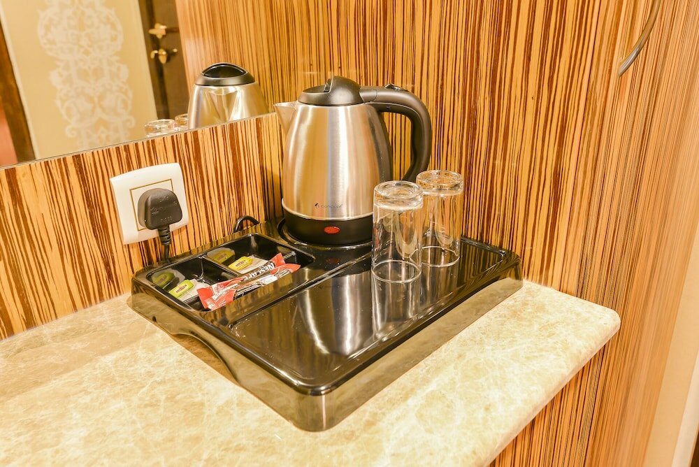 Фото Crown Town Hotel