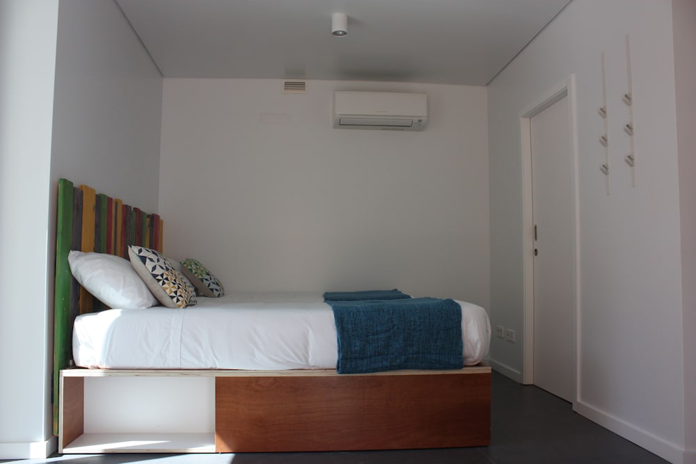 Фото Moon Hill Hostel