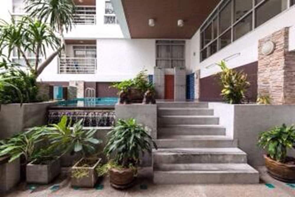 Фото Comfy King Studio