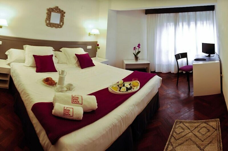 Гостиница Hotel Vigo Plaza в Виго