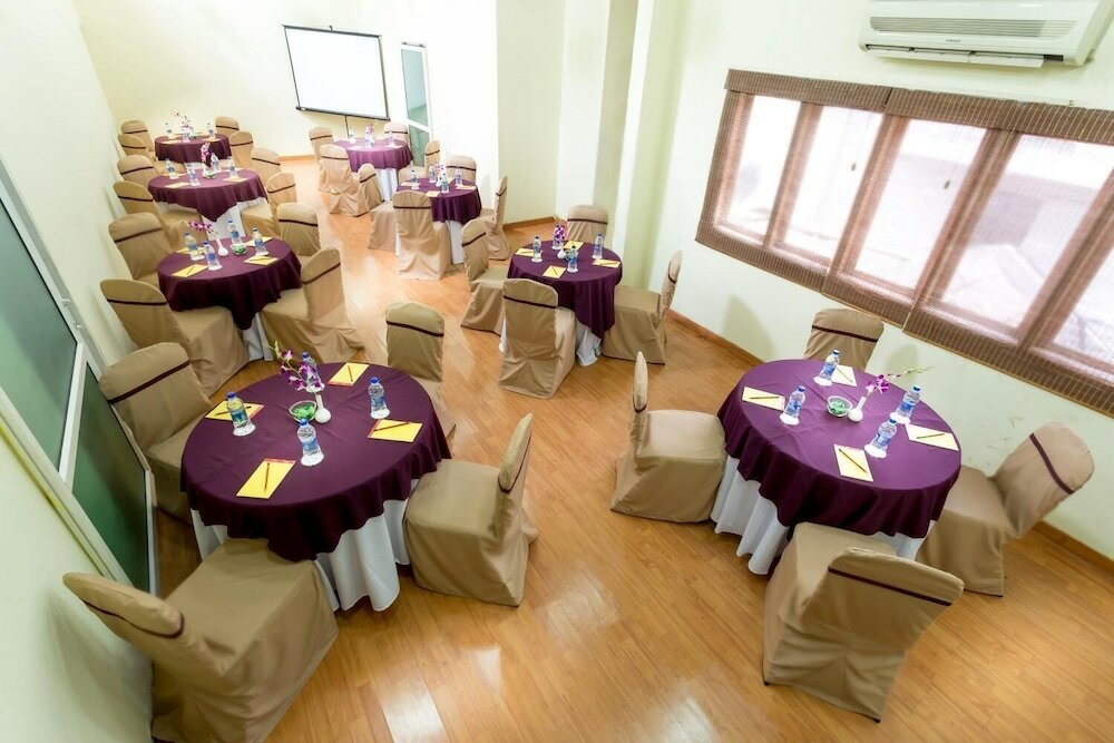 Фото Hm Suites & Studios Bangalore