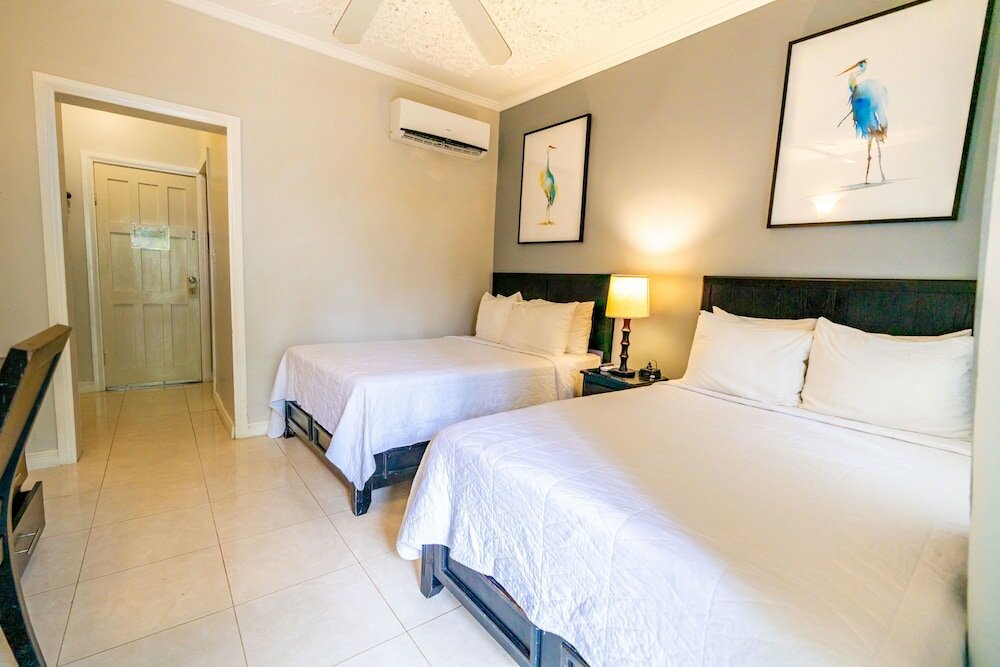 Фото Travellers Beach Resort