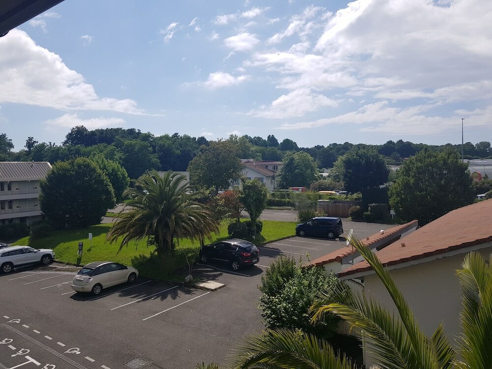 Фото Campanile Biarritz