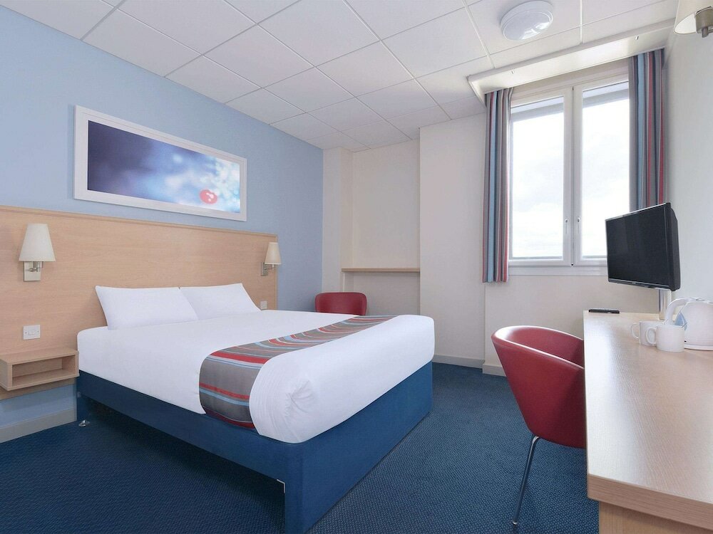 Фото Travelodge Manchester Ancoats Hotel