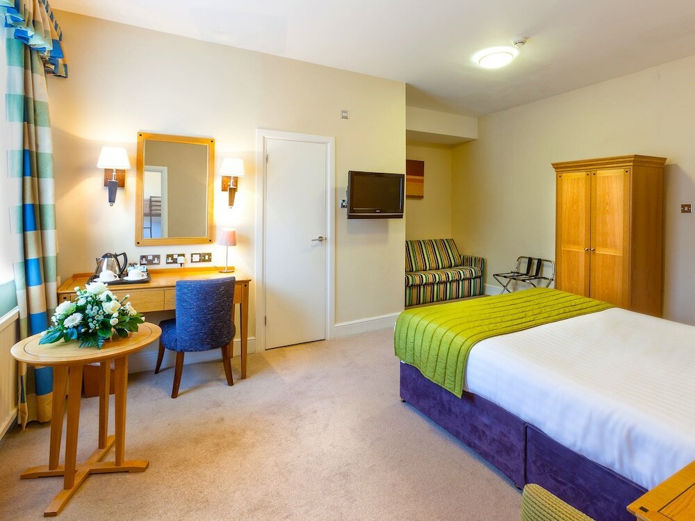 Фото The Durley Dean Hotel