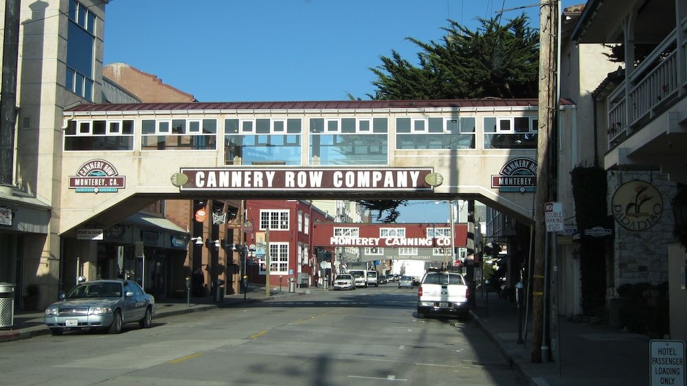 Фото Ramada by Wyndham Marina