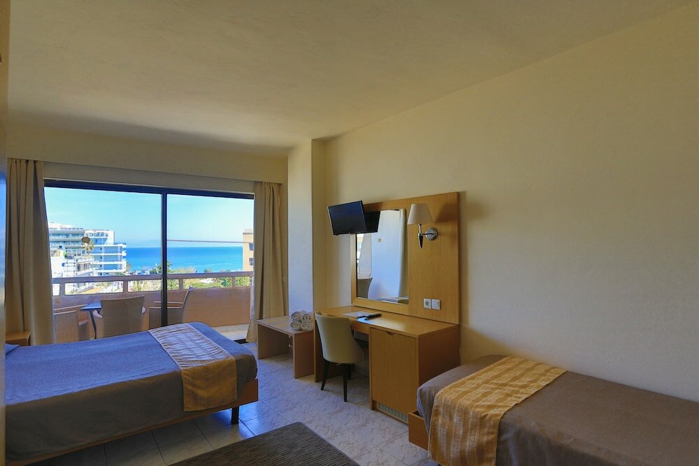 Фото City Center Hotel