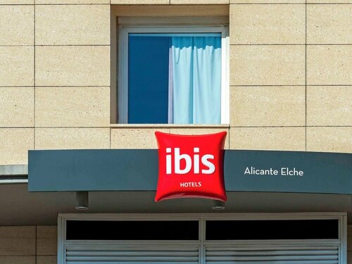 Гостиница Ibis Elche в Эльче