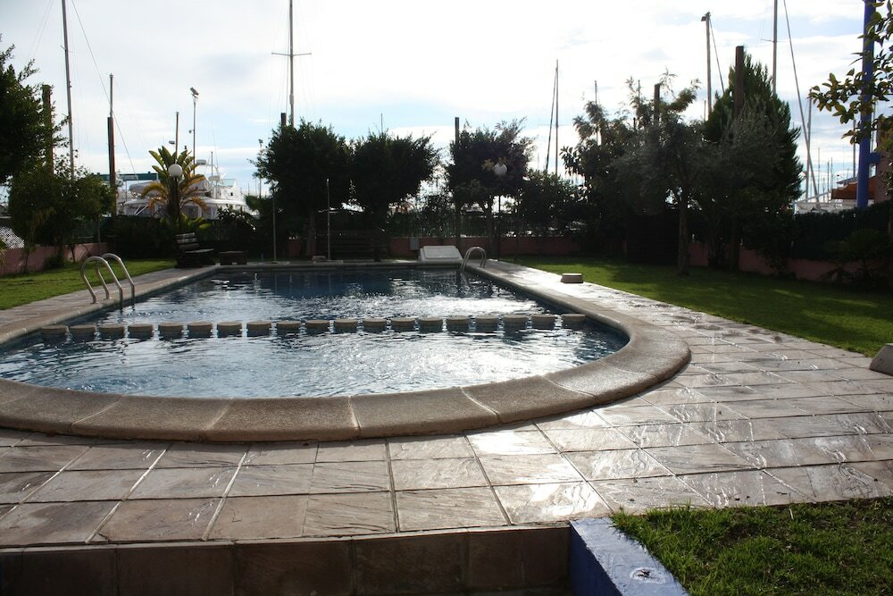 Фото Apartamentos Marina Internacional