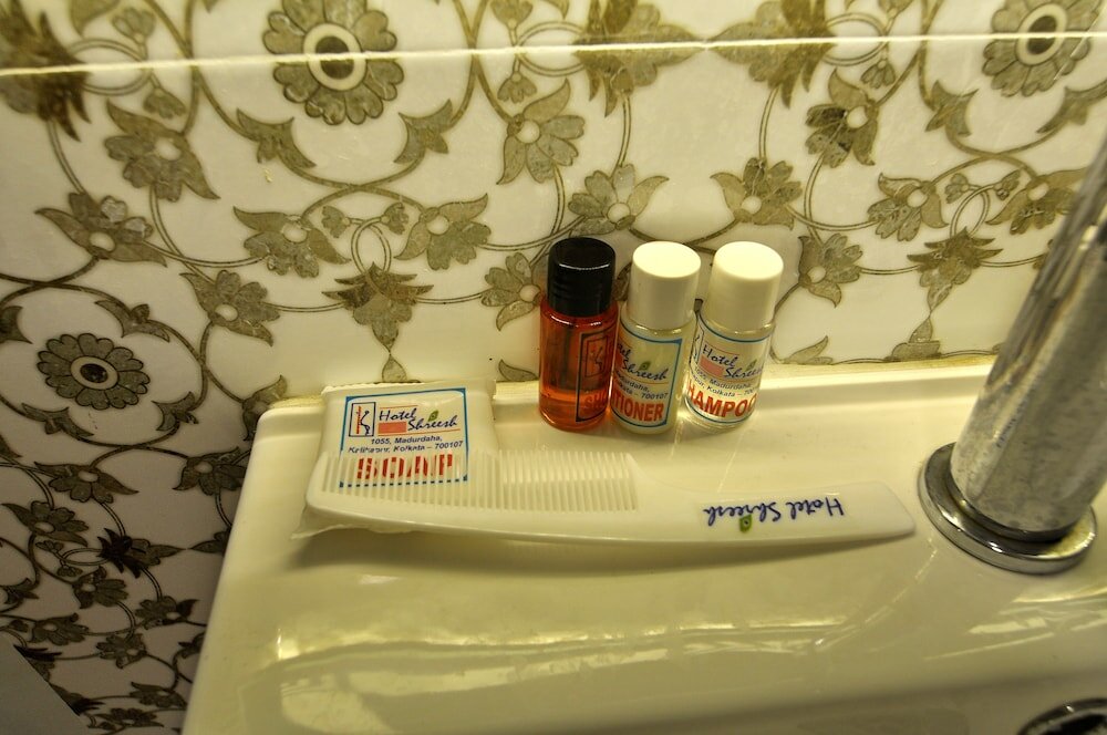 Фото Hotel Shreesh Kolkata