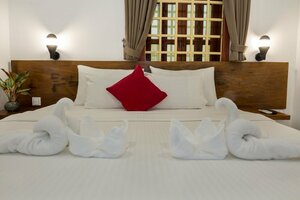 Гостиница Poolside Villa - Hostel