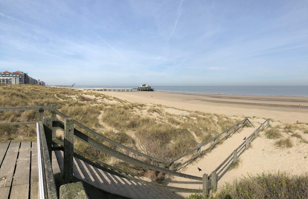 Фото StayatSea Retro Appartments Blankenberge