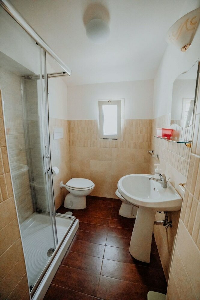 Фото Stone House