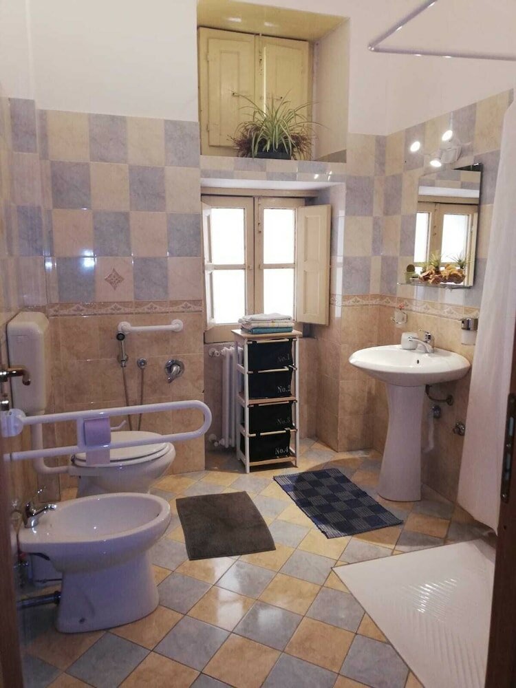 Фото Guglielmo Room's B&b