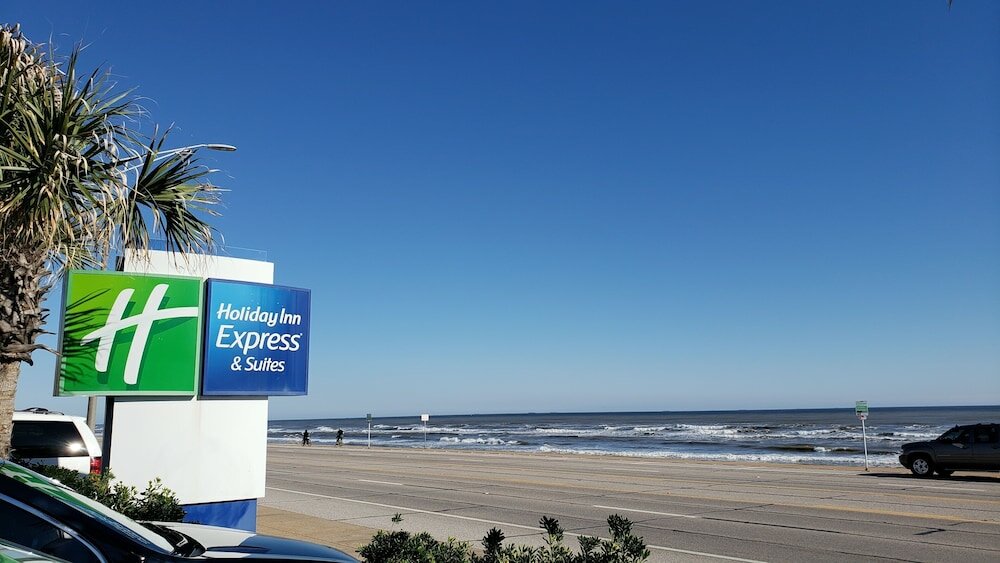 Фото Holiday Inn Express Hotel & Suites Galveston West-Seawall, an Ihg Hotel