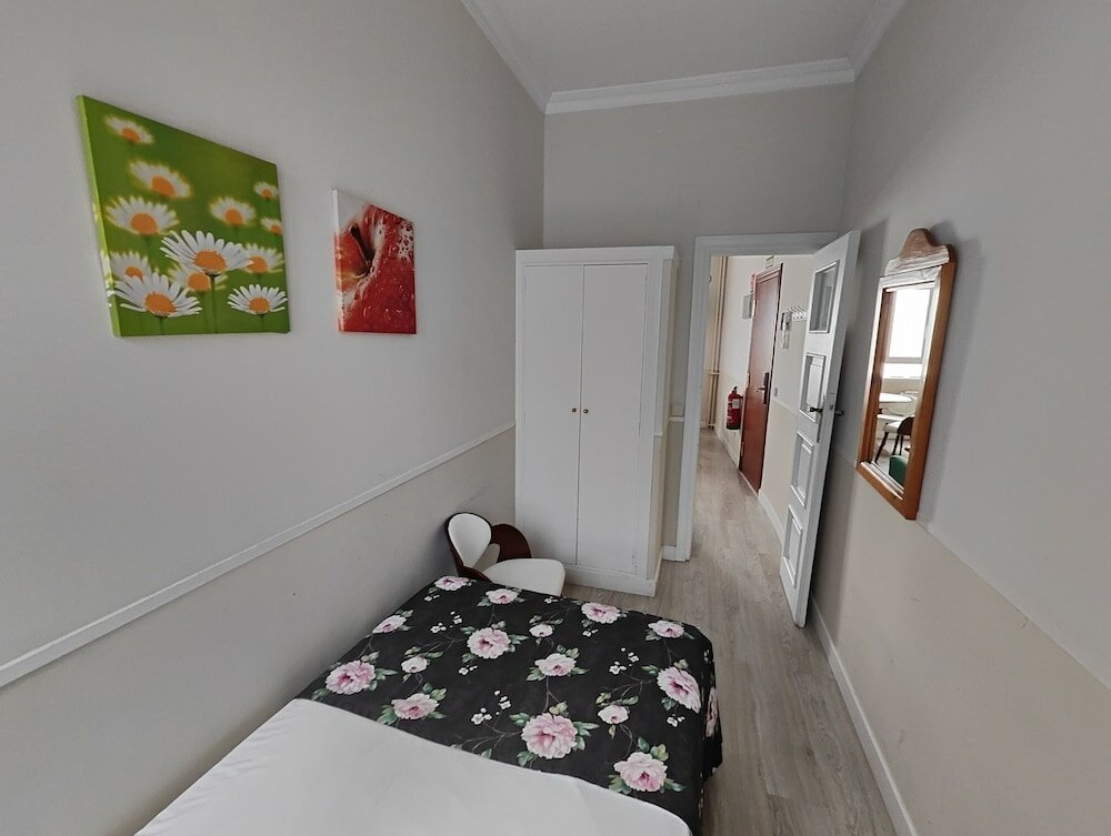 Фото Apartamentos Mayor Centro