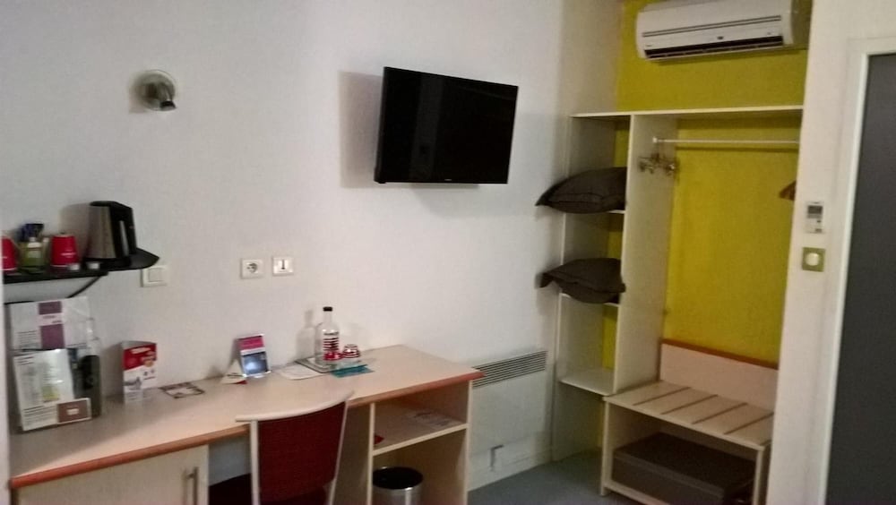 Фото Hotel Tambourin