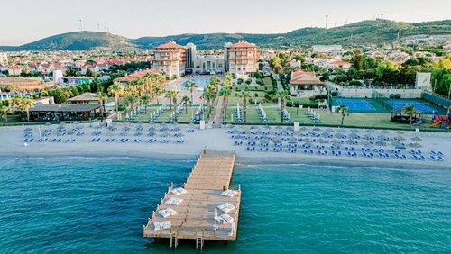 Гостиница Radisson Blu Resort & SPA Cesme в Чешме