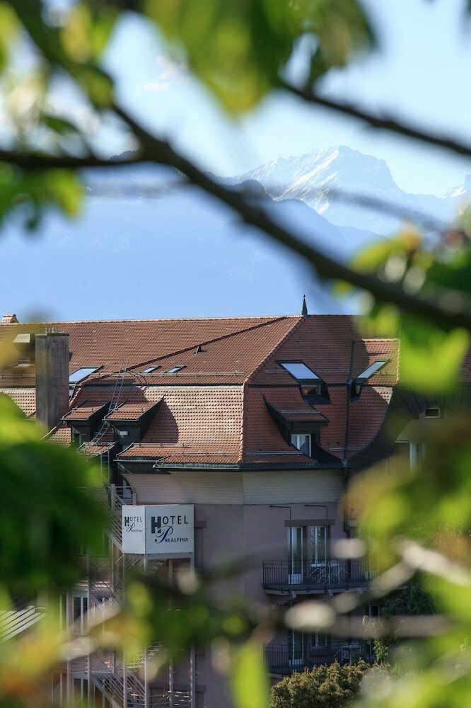 Фото Hotel Préalpina