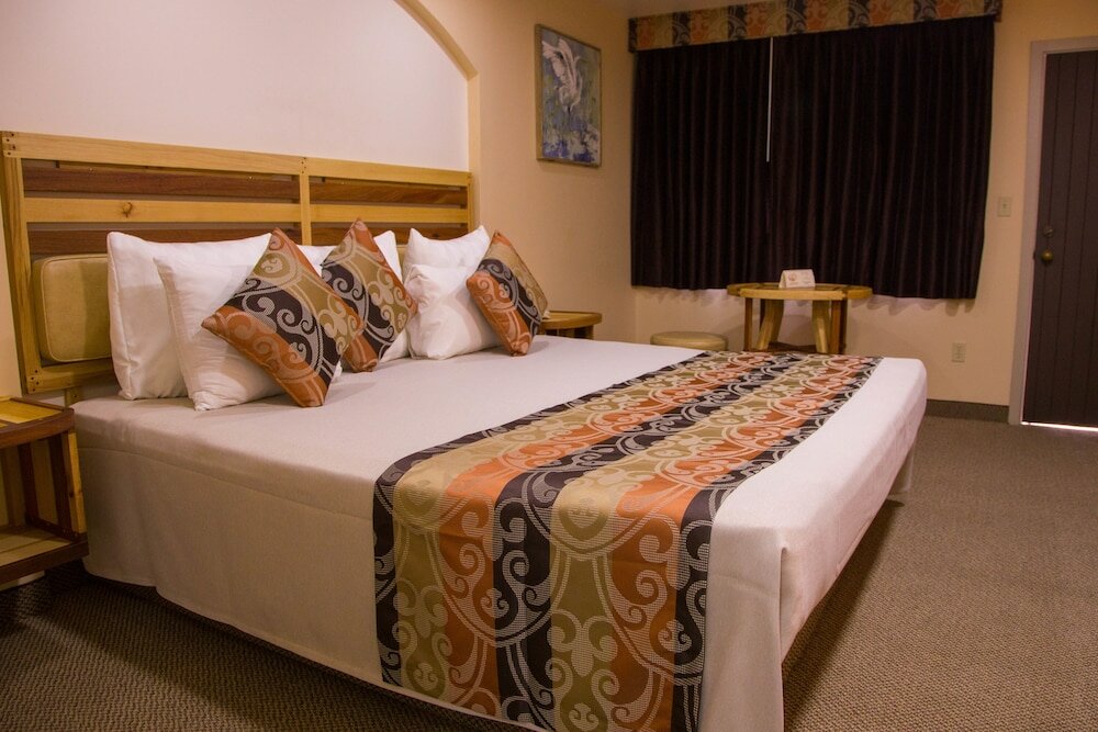 Фото Hotel La Villa de Zaragoza