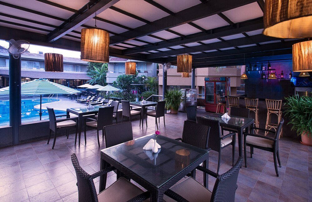 Фото Whispering Palms Beach Resort