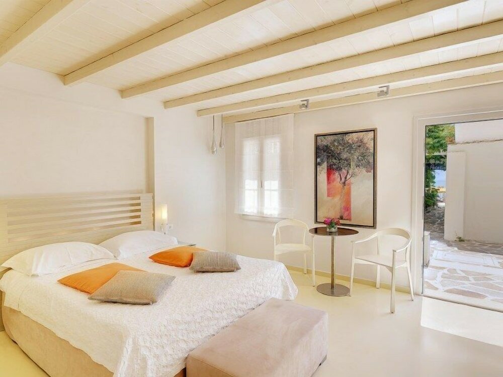 Фото Iria Beach art hotel