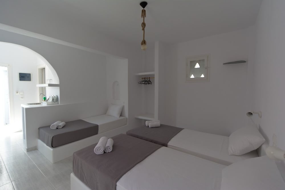 Фото Teoria Paros Matsas Windmill