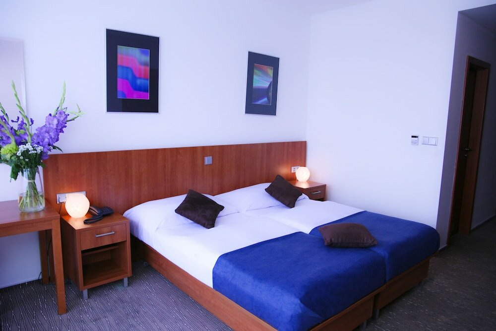 Фото Academic Hotel & Congress Centre