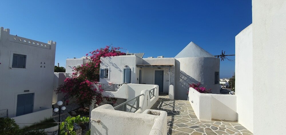 Фото Teoria Paros Matsas Windmill