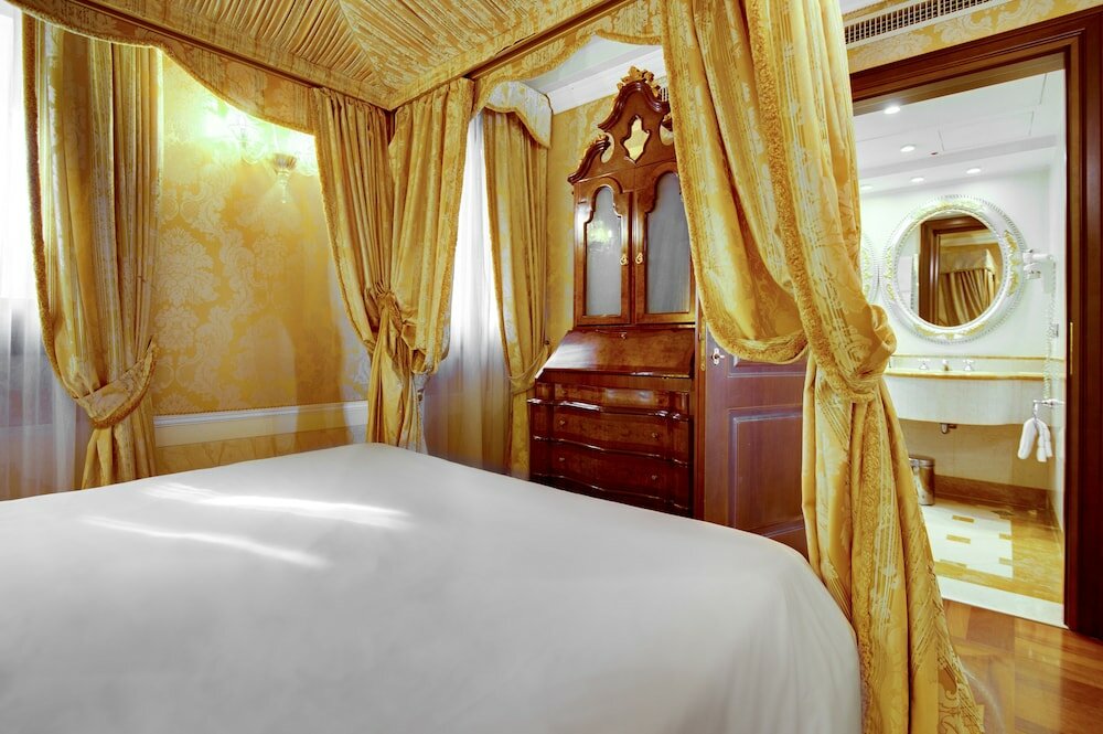 Фото Hotel Canal Grande