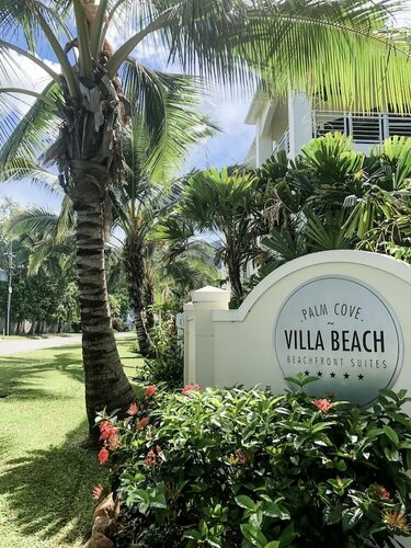 Гостиница Villa Beach - Palm Cove - Beachfront Luxury Suites в Палм-Кове