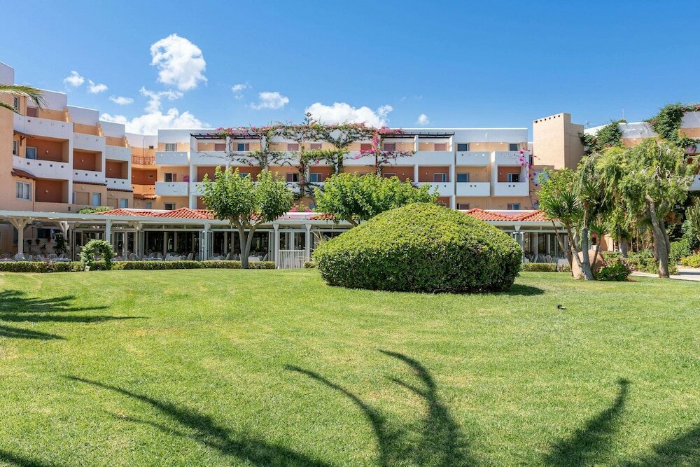 Фото Курорт Anissa Beach & Village