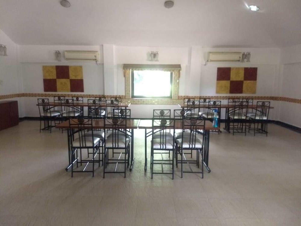 Фото Tourist village Khajuraho