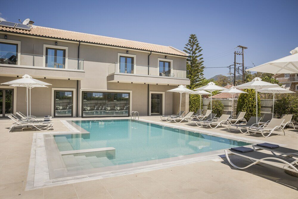 Фото Notos Luxury Studios