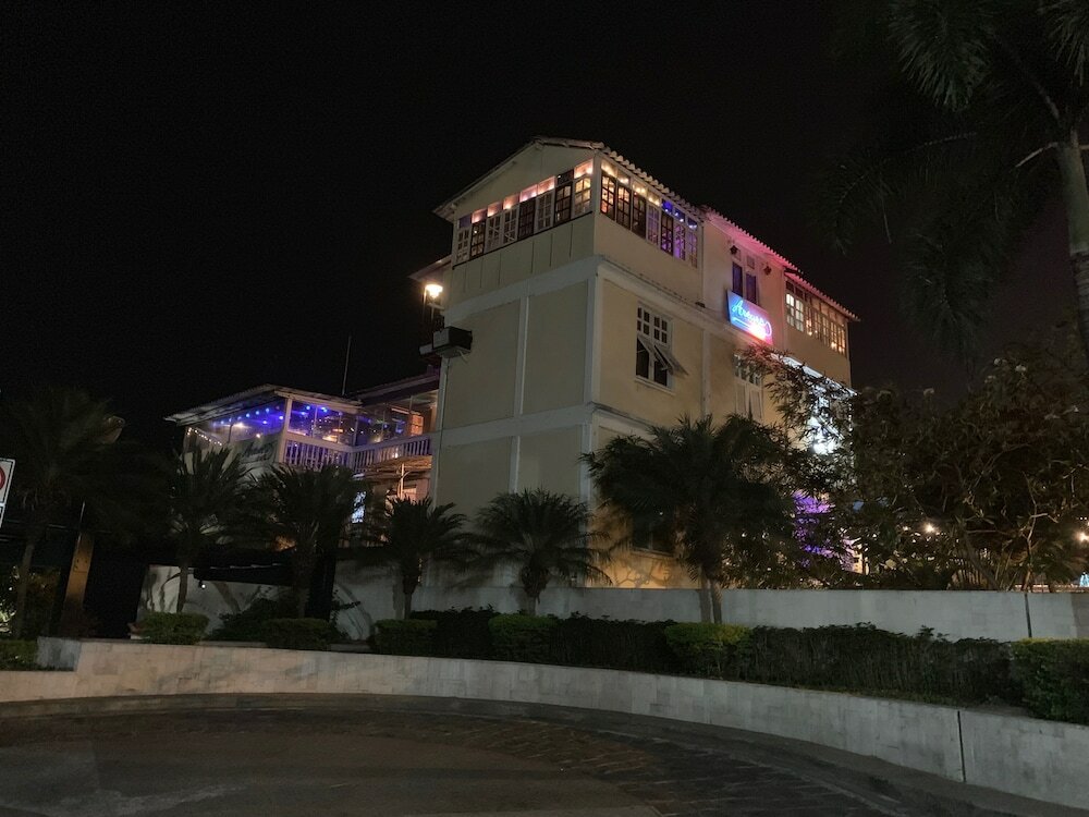 Фото Hello! Las Peñas Siglo XXI B&b