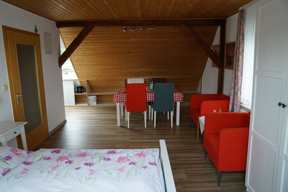 Фото Hotel Zum Grafen Hallermunt