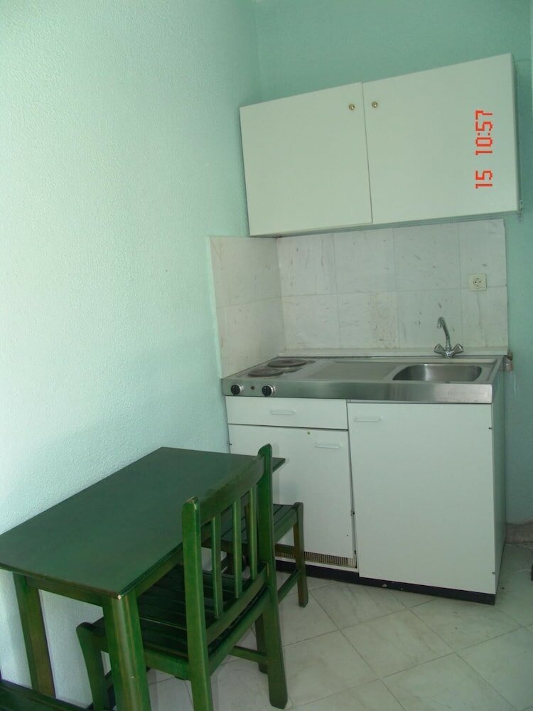 Фото Nikos Apartments