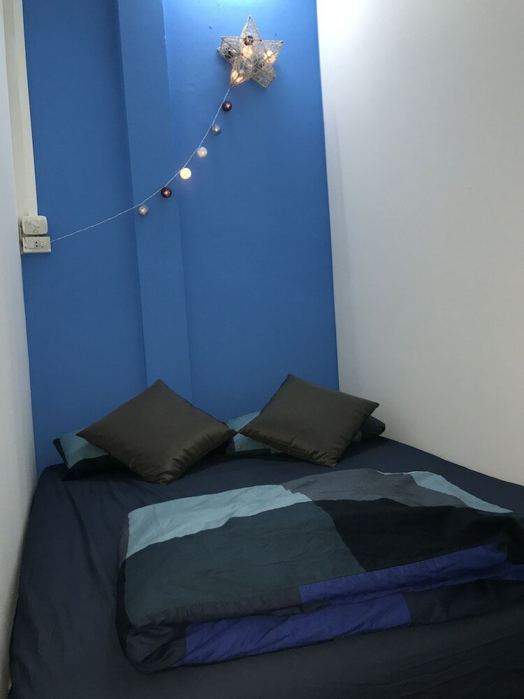 Фото Dpm Hostel Bangkok